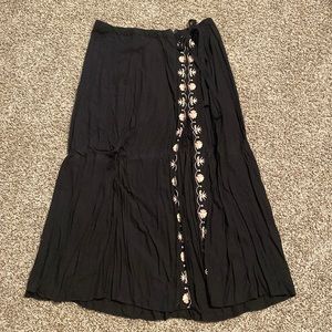 Embroidered Detail Skirt